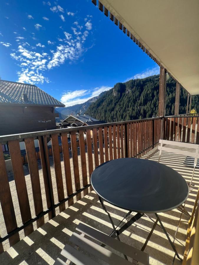Bel Appartement Proche Du Centre De Châtel Exteriör bild