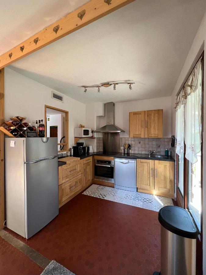 Bel Appartement Proche Du Centre De Châtel Exteriör bild