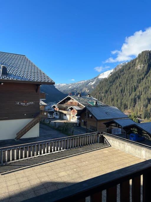 Bel Appartement Proche Du Centre De Châtel Exteriör bild